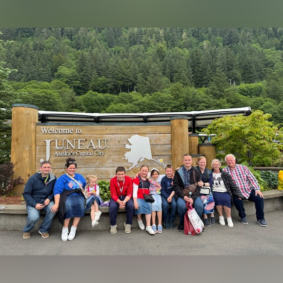 Meet Me :) - Picture 3 of 11